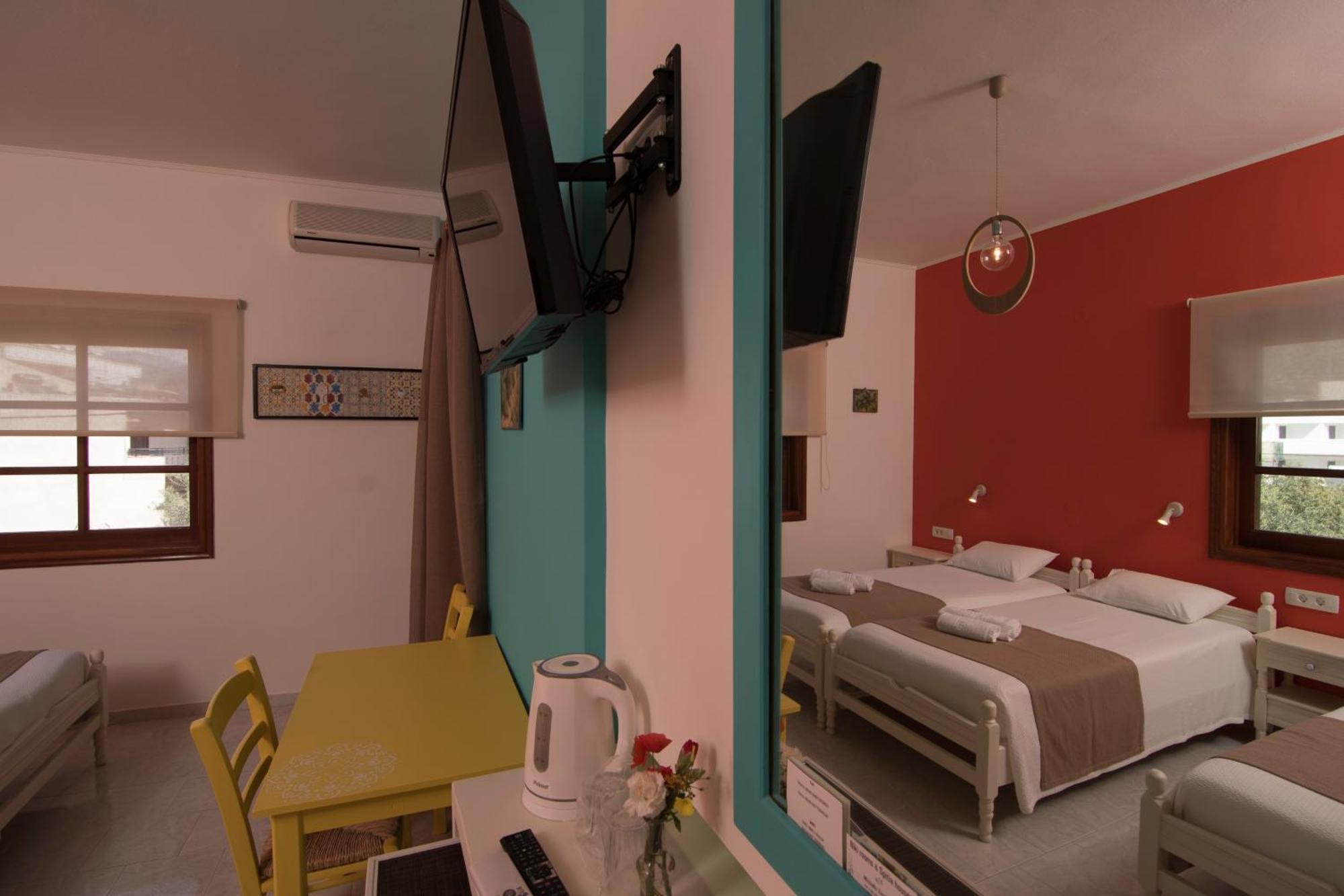 Niki Rooms Palaiochora Oda fotoğraf