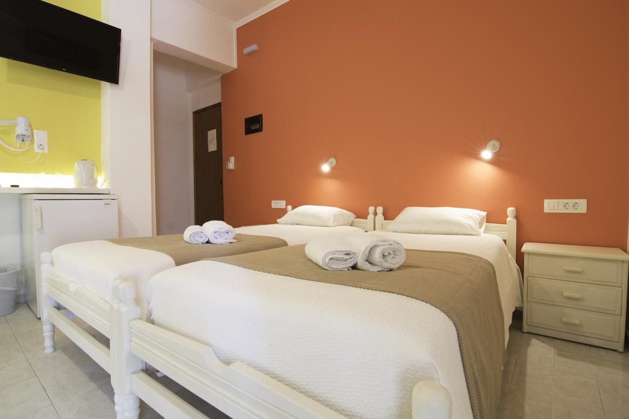 Niki Rooms Palaiochora Dış mekan fotoğraf