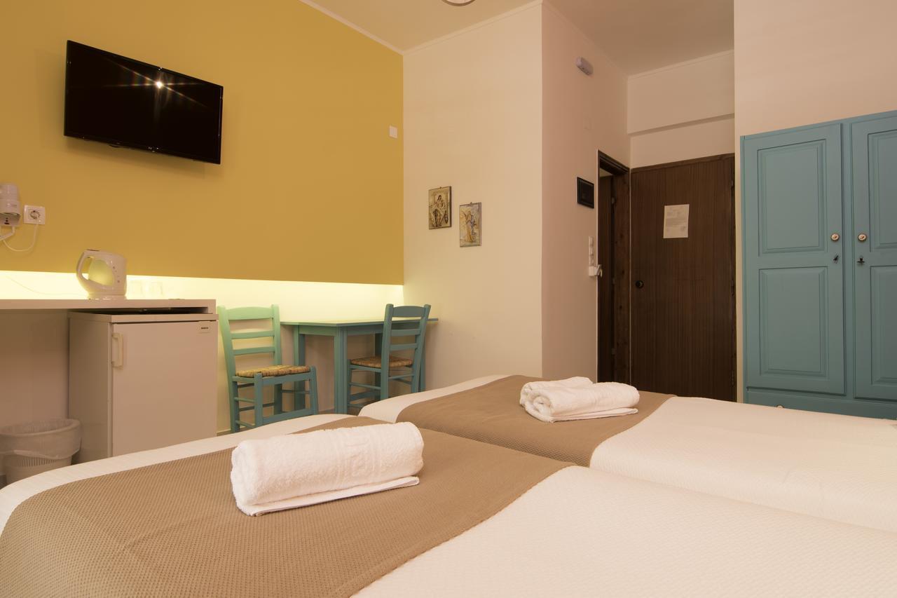 Niki Rooms Palaiochora Dış mekan fotoğraf