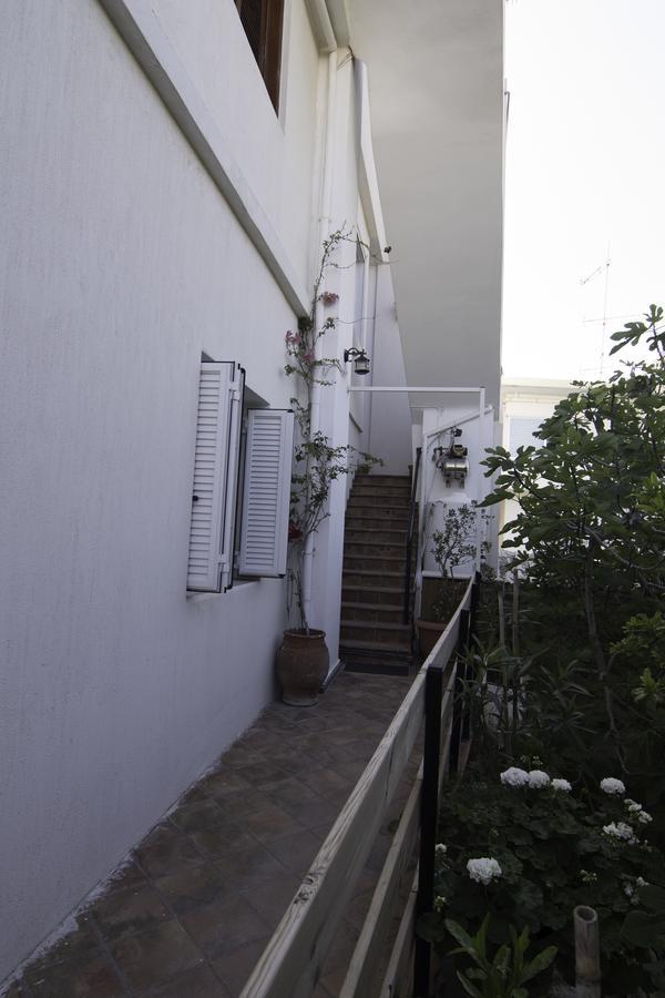 Niki Rooms Palaiochora Dış mekan fotoğraf
